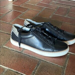 Johnston & Murphy Women's Callie Low Top Lace Up  Black Shoes sneakers
